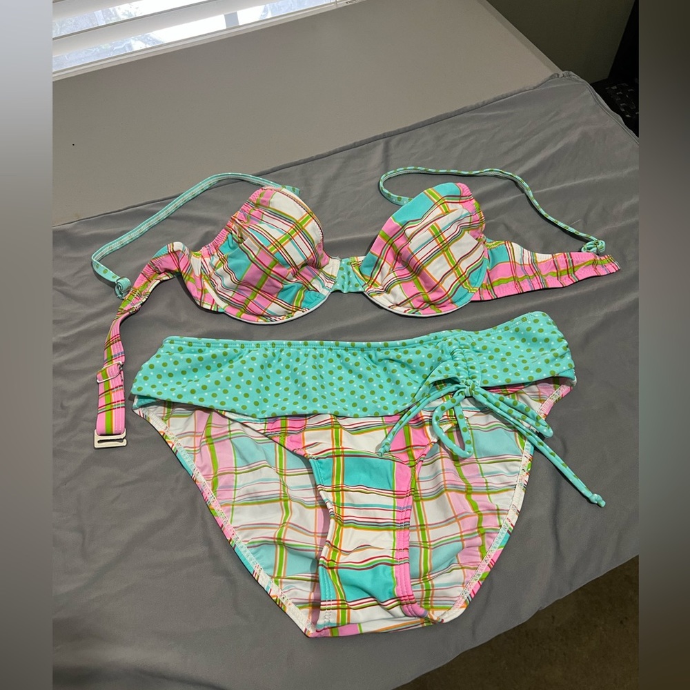 Venus Pink/Aqua/White/Red Bikini. Size-Top-B, Bottom-8.